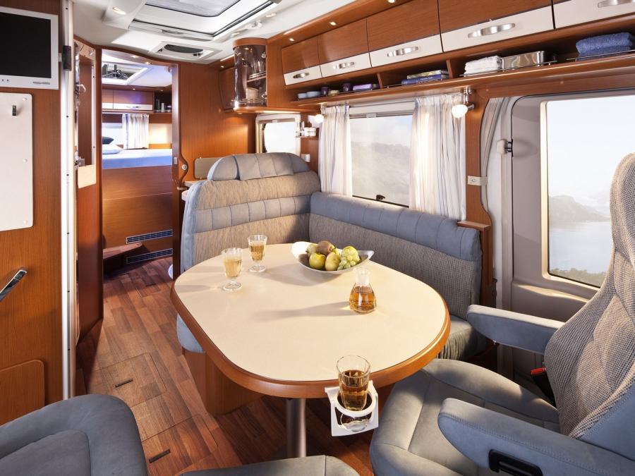 Интерьер Hymer B-Class 2011 года  (фото 12 из 30)